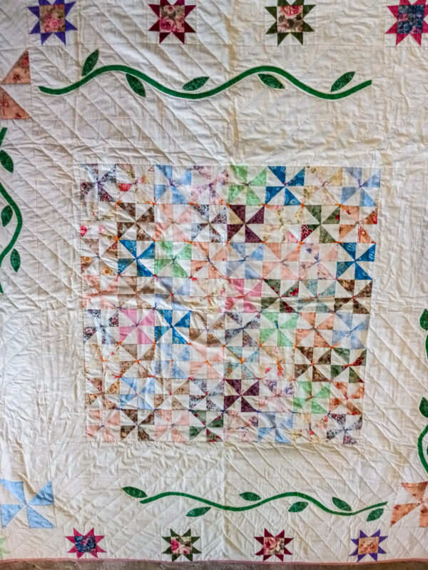 full sized image of wind mills quilt.